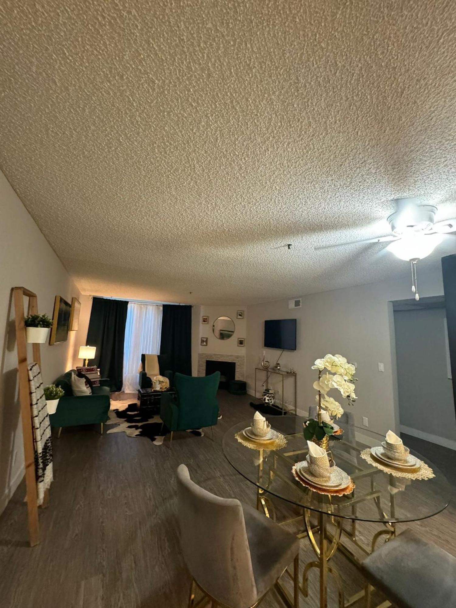 Hollywood Apartment Mario&Gucci With Pool Los Angeles Dış mekan fotoğraf